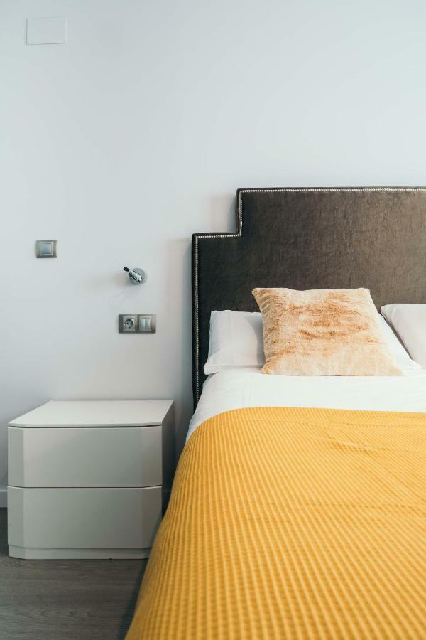Cathedral Modern 2br, 1ba, Wifi, A\c, Balcony